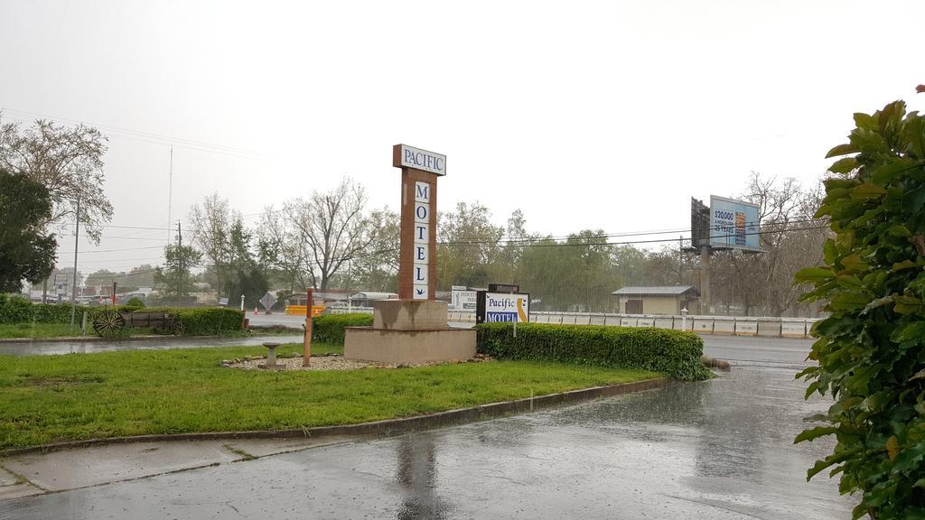 Pacific Motel Gridley Bagian luar foto